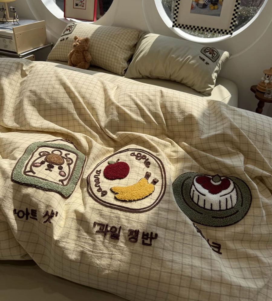 Embroidery Quilt Cover - Cute cartoon bear cake banana apple