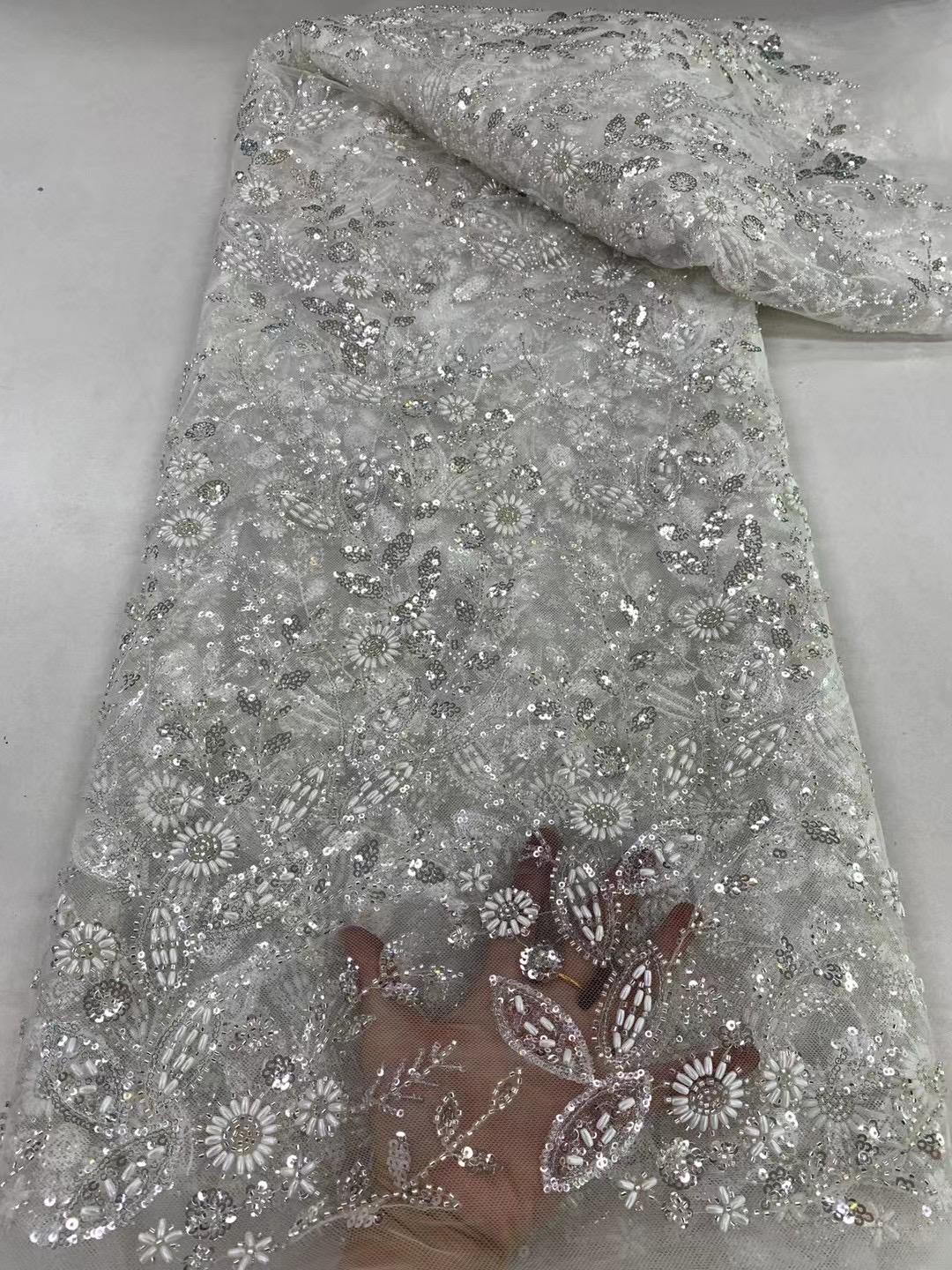 Gold French Beaded Lace Bride  – обзор и цена Embroidery Pashmina