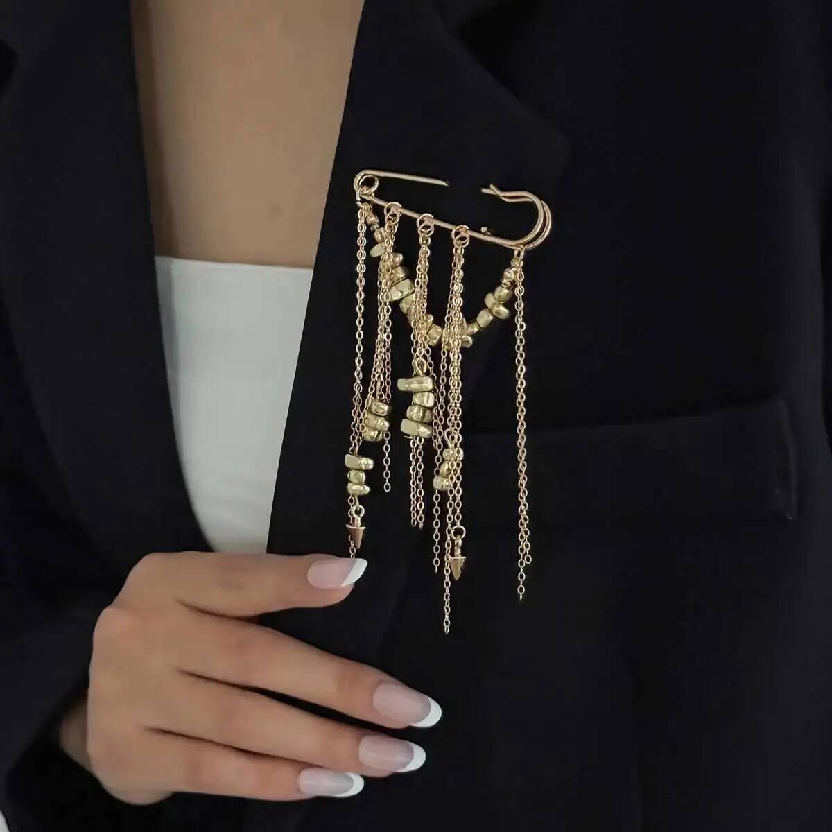 Fashion Irregular Tassel Chain – обзор и цена Embroidery Bracelet