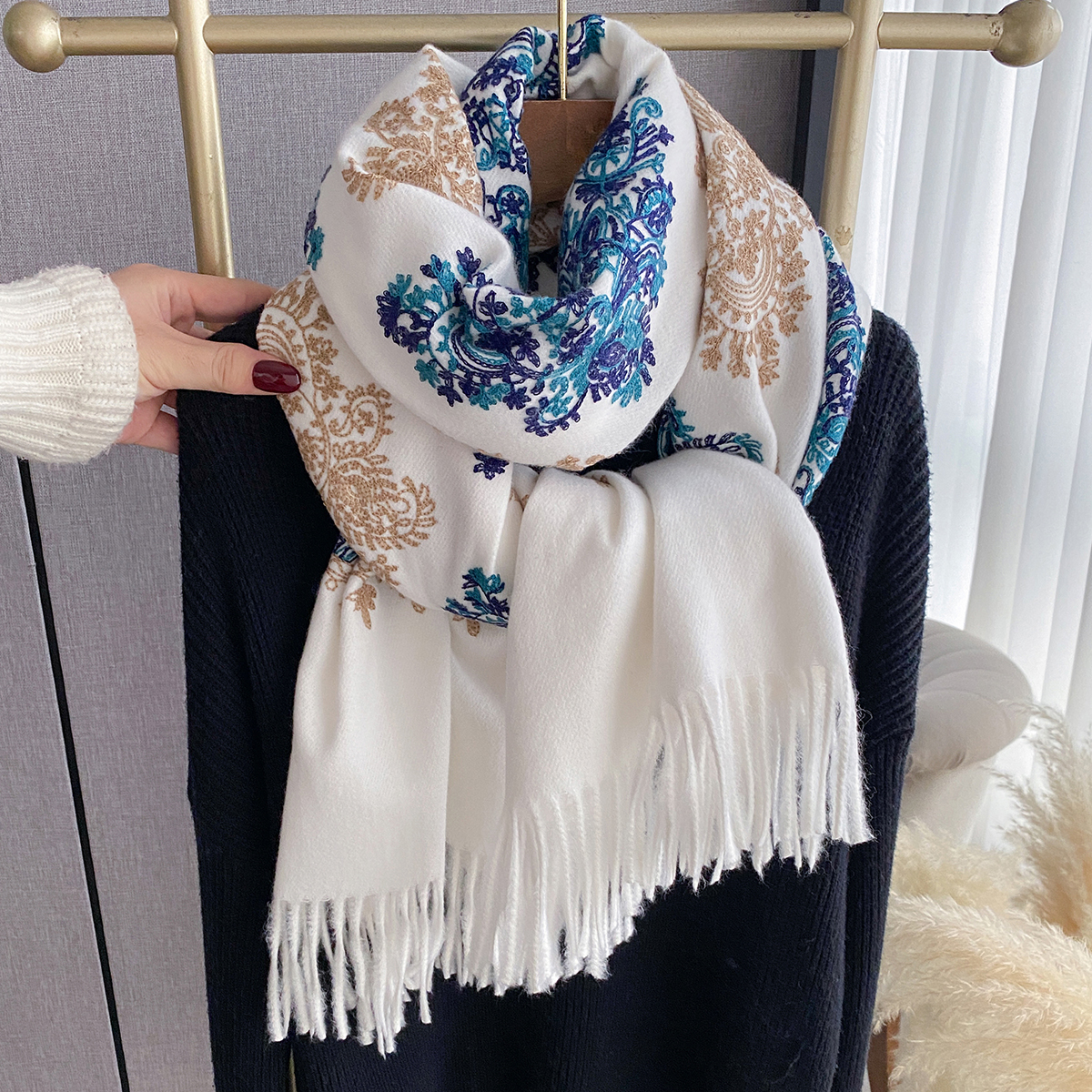 Women Fashion Winter Warm Cash – обзор и цена Embroidery Pashmina