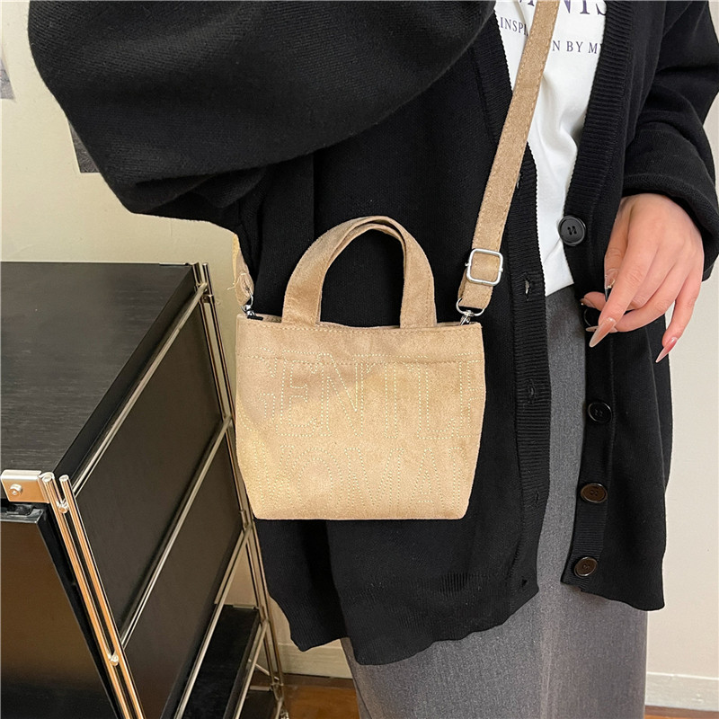 New Retro Suede Crossbody Bag  – обзор и цена Embroidery Keychain