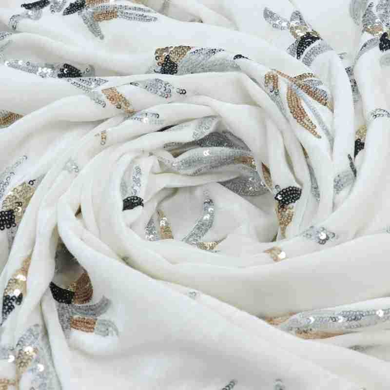 White three-dimensional flower – обзор и цена Velvet Fabric Embroidery