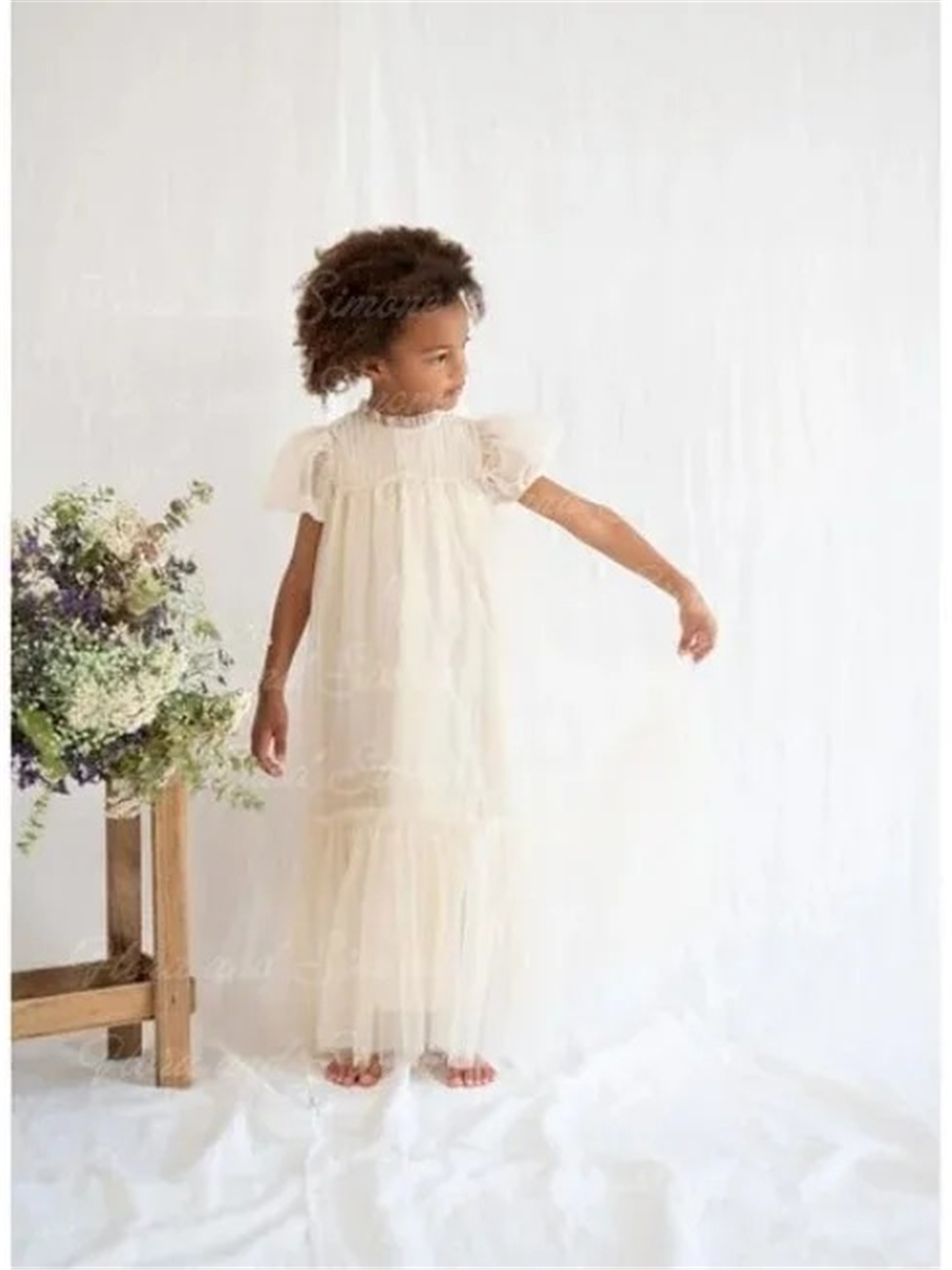Lovely Flower Girl Dress Ivory – обзор и цена Embroidery Design Love