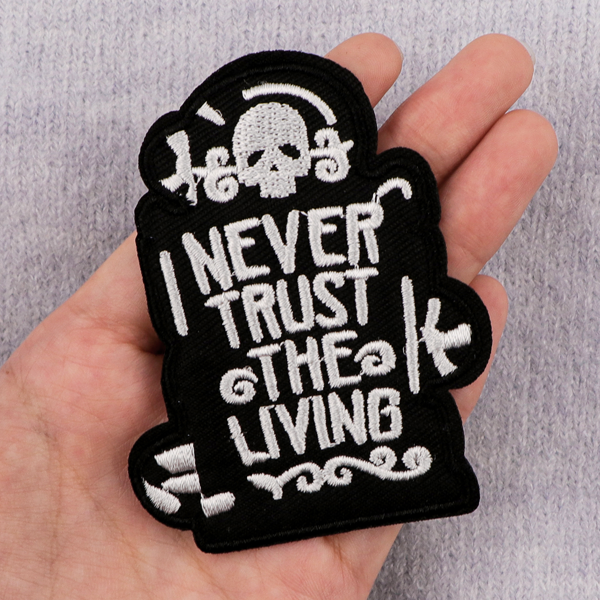 Treasure Box Skeleton Quotes E – обзор и цена Embroidery Quote