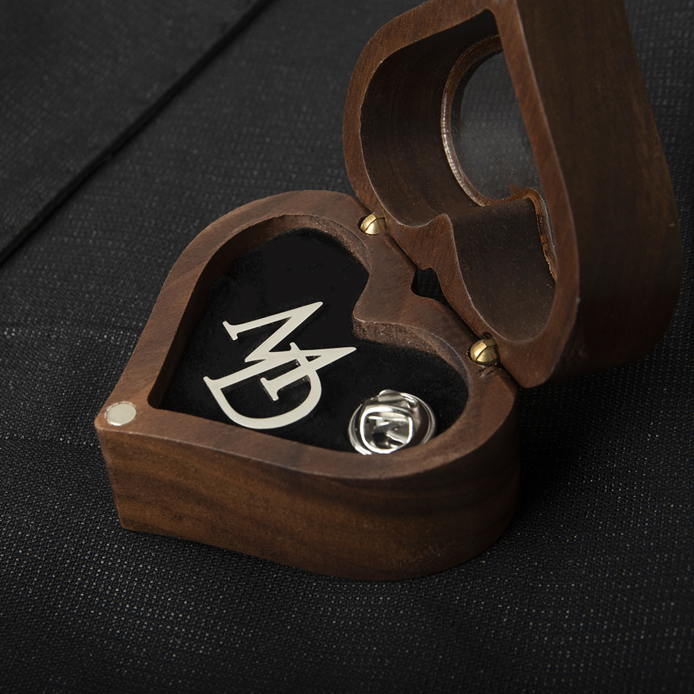 Tangula Custom Initials Brooch – обзор и цена Embroidery Initials