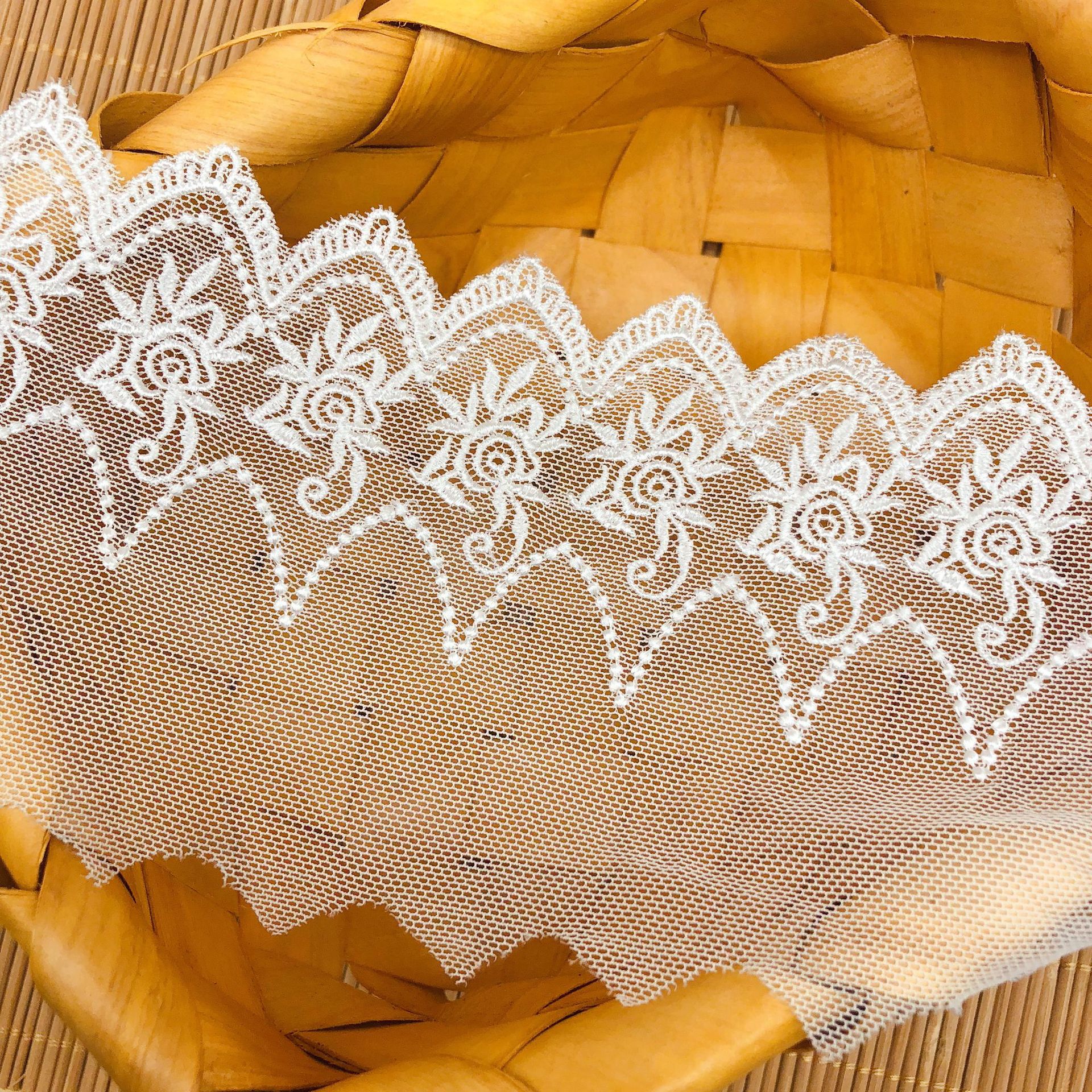 Mesh Embroidery Rose Tulle Fab – обзор и цена Embroidery Roses