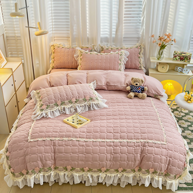 Pink Korean Princess Style Bed – обзор и цена Embroidery Quilt Cover