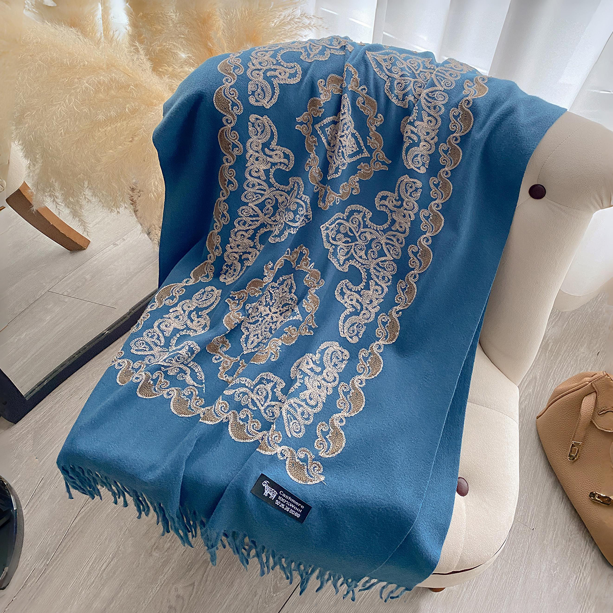 Luxury High Quality Embroidery – обзор и цена Embroidery Pashmina