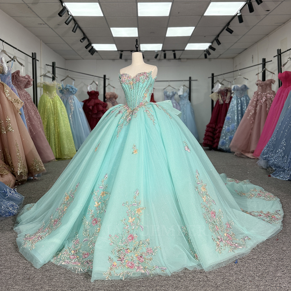 Classic Strapless Quinceanera  – обзор и цена Embroidery Organza