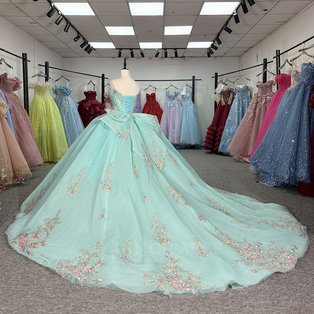 Classic Strapless Quinceanera  – обзор и цена Embroidery Organza