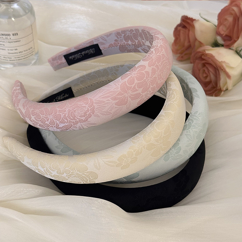 Fashion Women Embroidery Rose  – обзор и цена Embroidery Roses